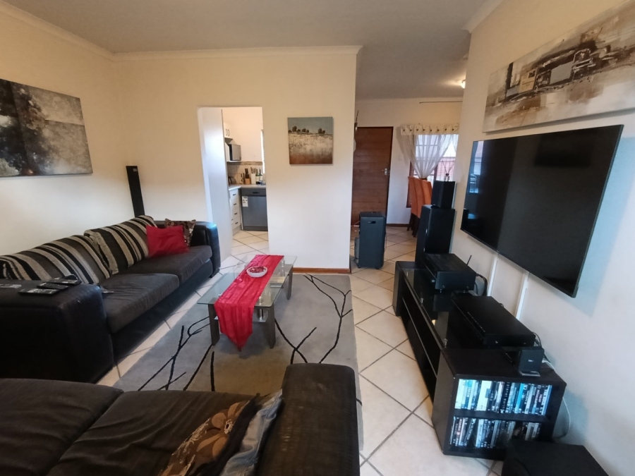 2 Bedroom Property for Sale in Hillside Free State
